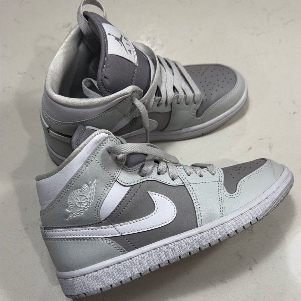 Jordan Kids Sneakers - Gray and White